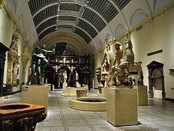 Victoria and Albert Museum, sculptures