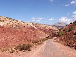 Camino entre la Kasbah Telouet y Ait Ben Haddou