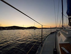Atardecer en velero
