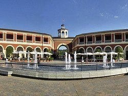 Serravalle Outlet Designer
