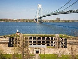 Staten Island, Fort Wadsworth y el Puente Verrazano