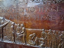 World Trade Center, Monumento a los Bomberos