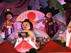 Disneyland Park: Its a Small World