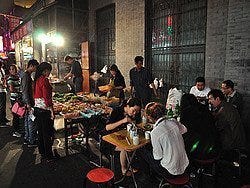 Puesto de comida callejero