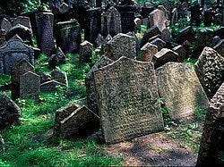 Antiguo cementerio judio de Praga