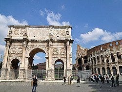 Arco de Constantino y Coliseo