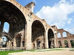 Foro Romano, Basílica de Majencio y Constantino