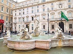 Plaza Navona, Fuente de Neptuno