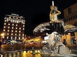 Fuente del Tritón, Plaza Barberini