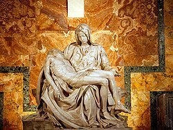 Pietà de Michelangelo