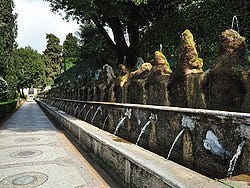 Villa d'Este, Fileira das Cem Fontes