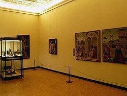 Ca' D'Oro, inside