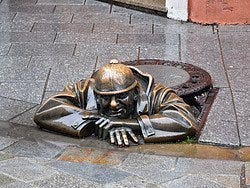 Bratislava, estatua callejera