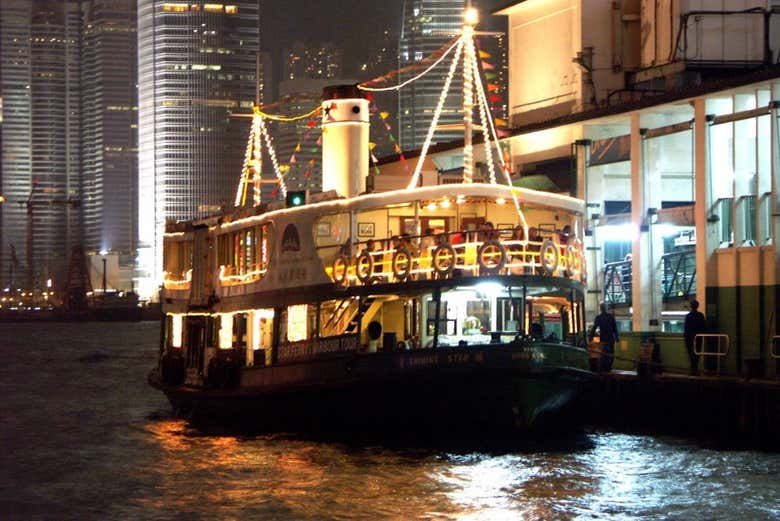 Hong Kong Harbour Night Cruise Book Online At Civitatis Com