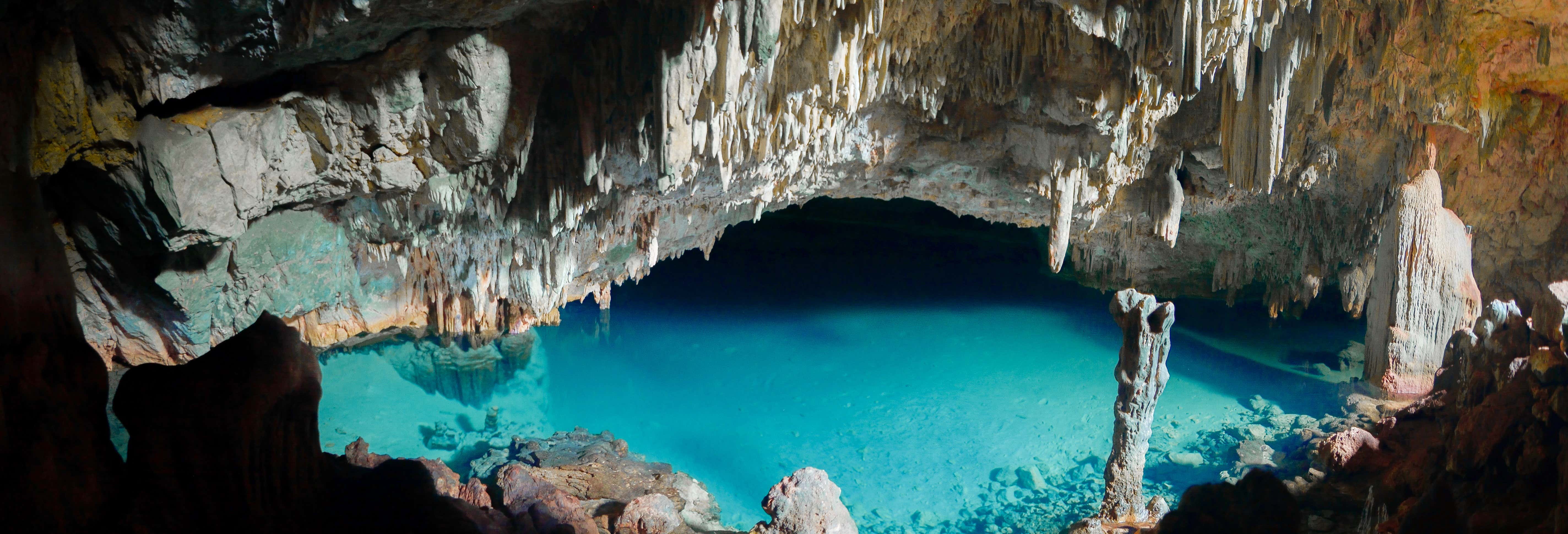 Excursi N A Las Cuevas De Batu Cermin Y Rangko Desde Labuan Bajo