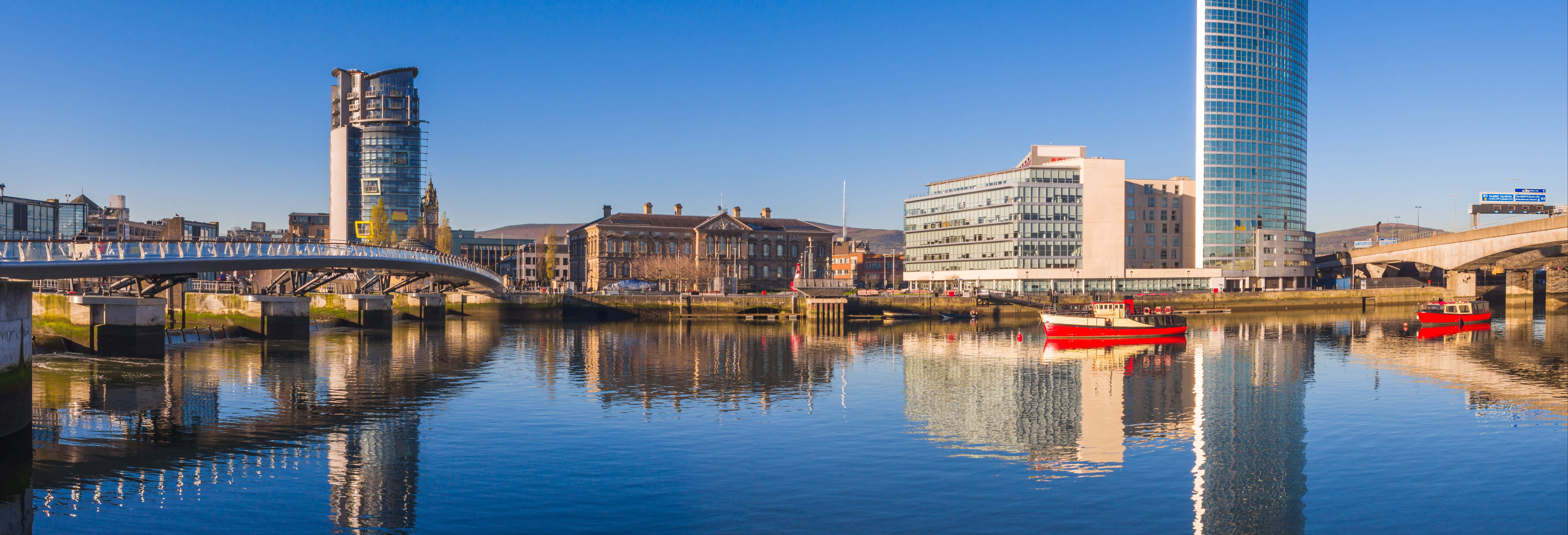 Giant's Causeway, Titanic Experience & Belfast Tour