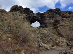 Arco em Dimmuborgir