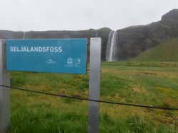 Cartel en Seljalandsfoss