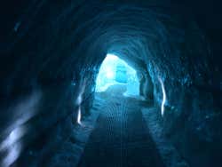 Cueva de hielo en el Museo Perlan