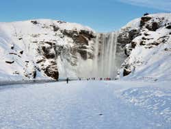 Skógafoss en invierno