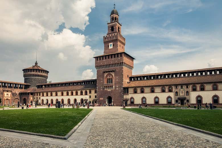 Guided Tour of Sforza Castle, Milan