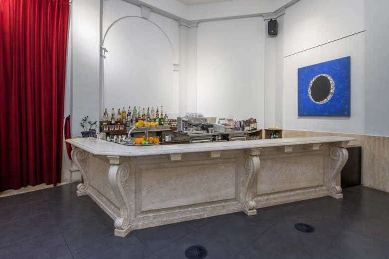 Dentro il Palazzo Santa Chiara