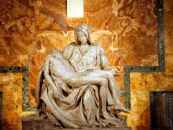 Pietà de Michelangelo