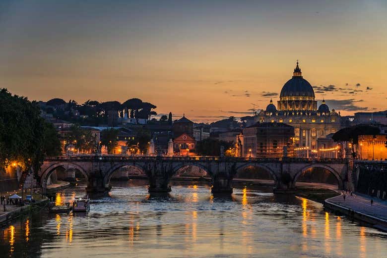 Resultado de imagen de ciudad del vaticano RIO TIBER