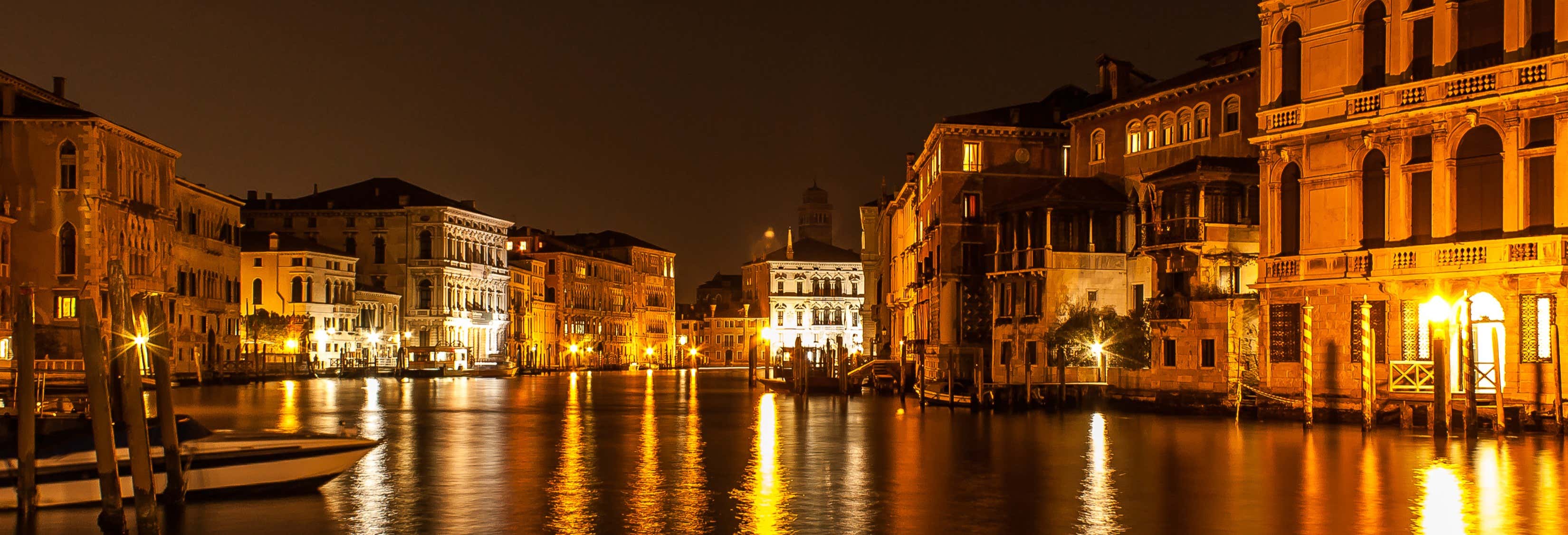 Murder Mystery in a Venetian Palace
