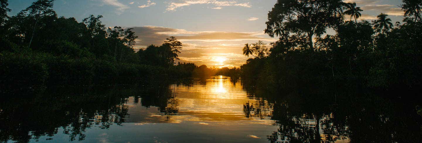 Crucero por el río Klias