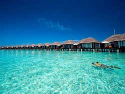 Hotel Velassaru, water villas