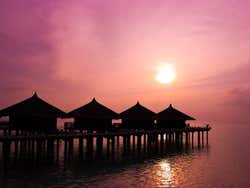 Entardecer nas Water Villas