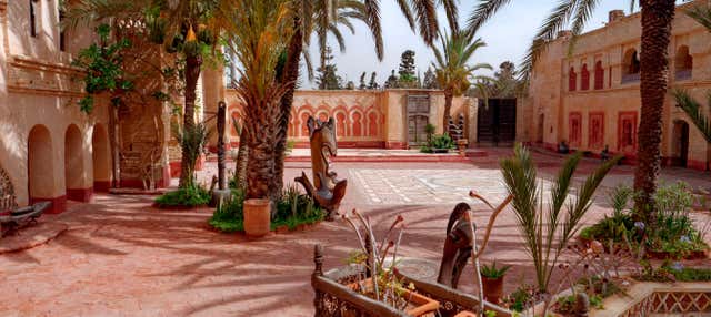 Walking Tour + Traditional Hammam