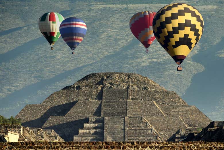 Paseo privado en globo sobre Teotihuacán, Ciudad de México