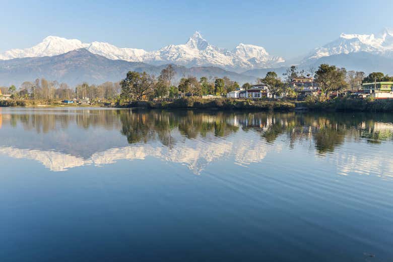 Phewa Lake Boat Trip & Peace Pagoda Hike, Pokhara