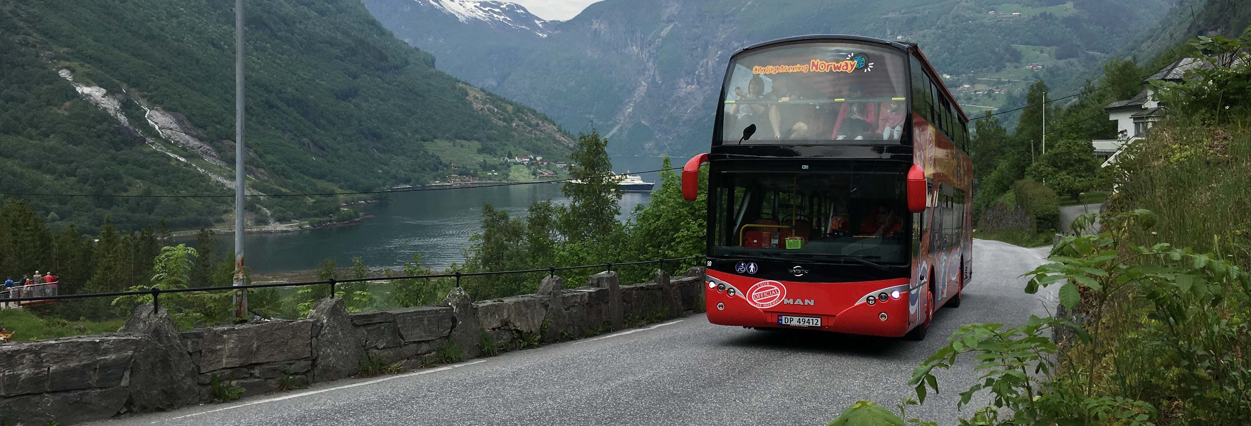 Autobús turístico de Geiranger