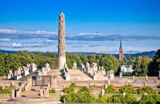 Tour por el Parque Vigeland