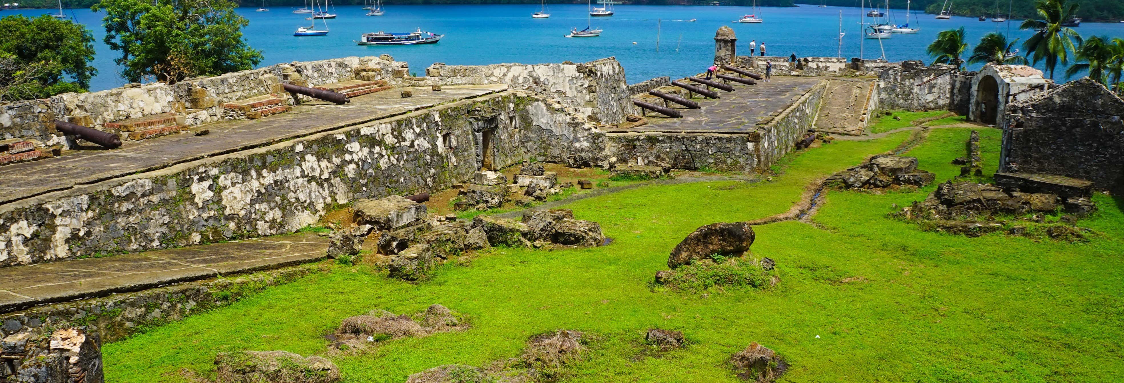 Excursión a Portobelo y esclusas de Agua Clara