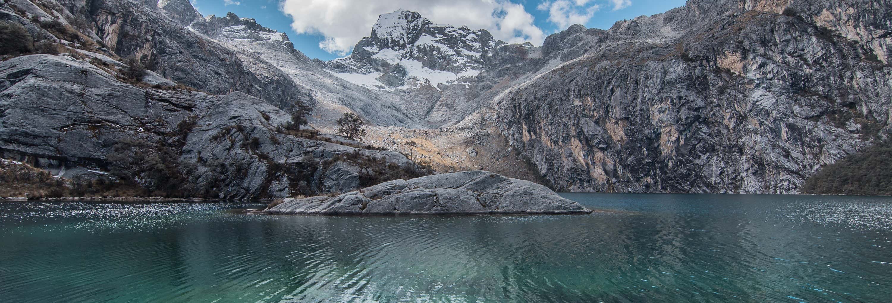 Trekking por la laguna Churup