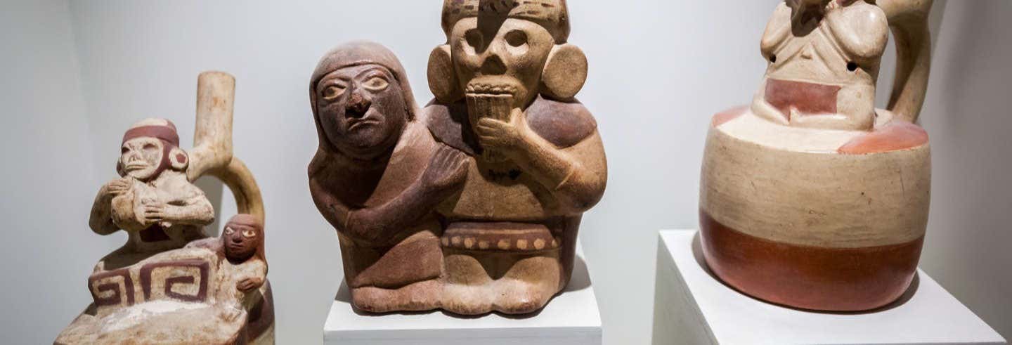 Tour por el Museo Larco Herrera y Huaca Pucllana