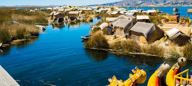 Excursión a Isla de los Uros