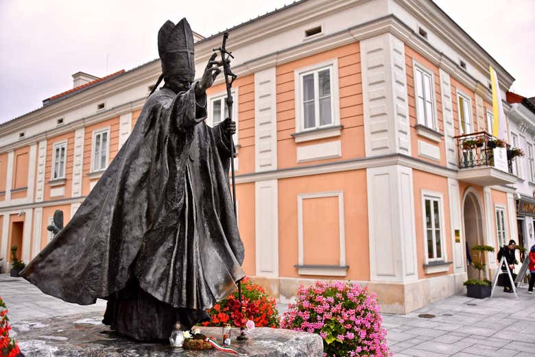 Escultura do Papa em Wadowice