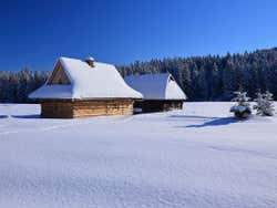 Paisagens nevadas dos Montes Tatras