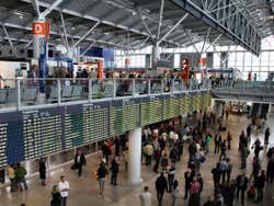 Interior del Aeropuerto de Varsovia Chopin