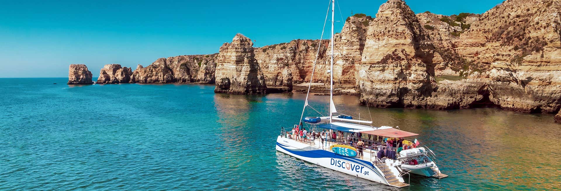 Paseo en catamarán por la costa del Algarve
