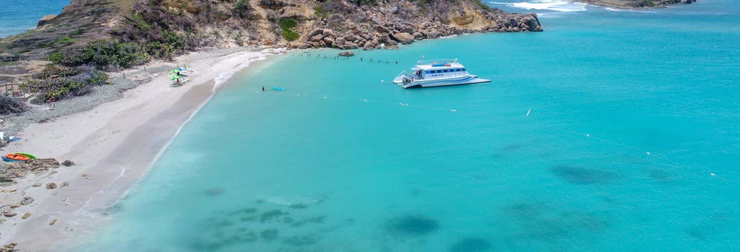 Excursión a Caja de Muertos en catamarán