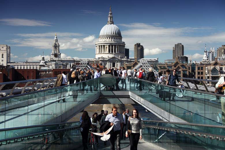 St. Paul's Cathedral vista da Millenium Bridge