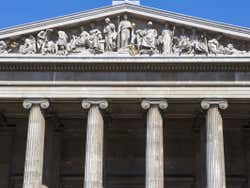 Detalhe da fachada do museu