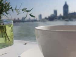 Chá da tarde e vista para Londres