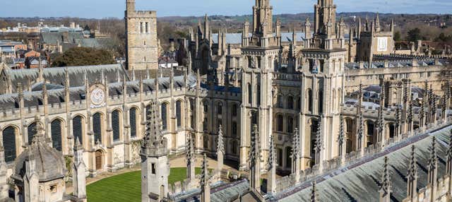 Tour privado por Oxford con guía en español